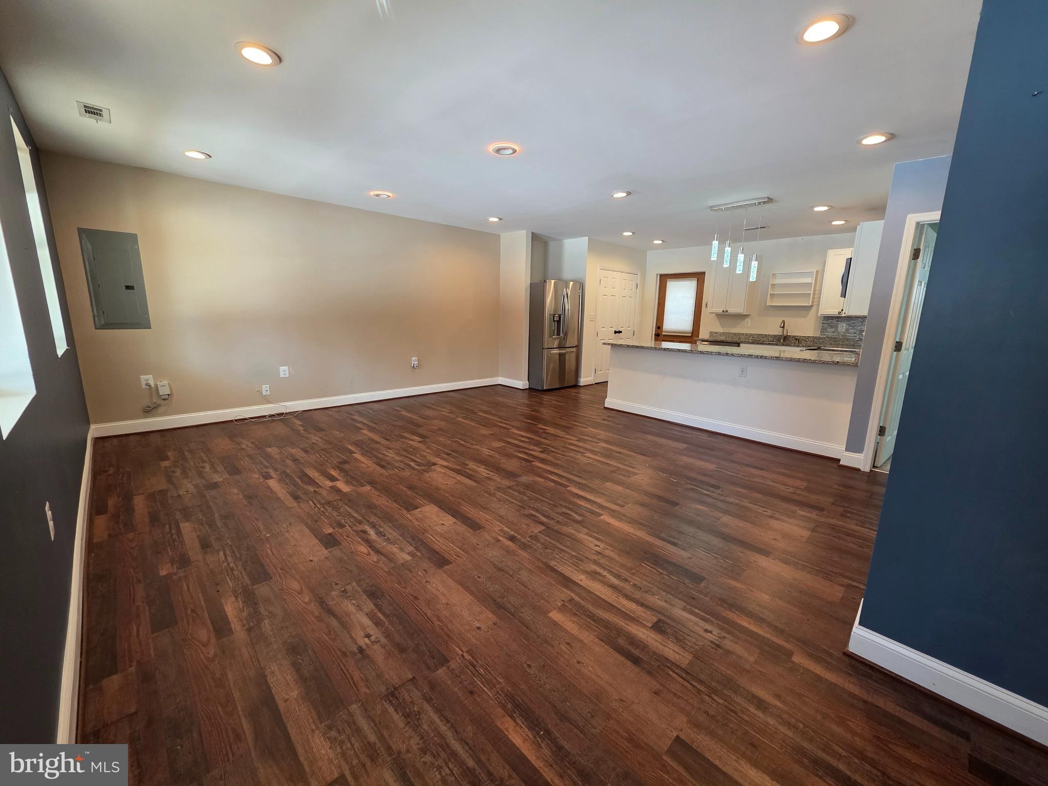 1342 Edna Road Pasadena, MD 21122 - Photo 6 of 31