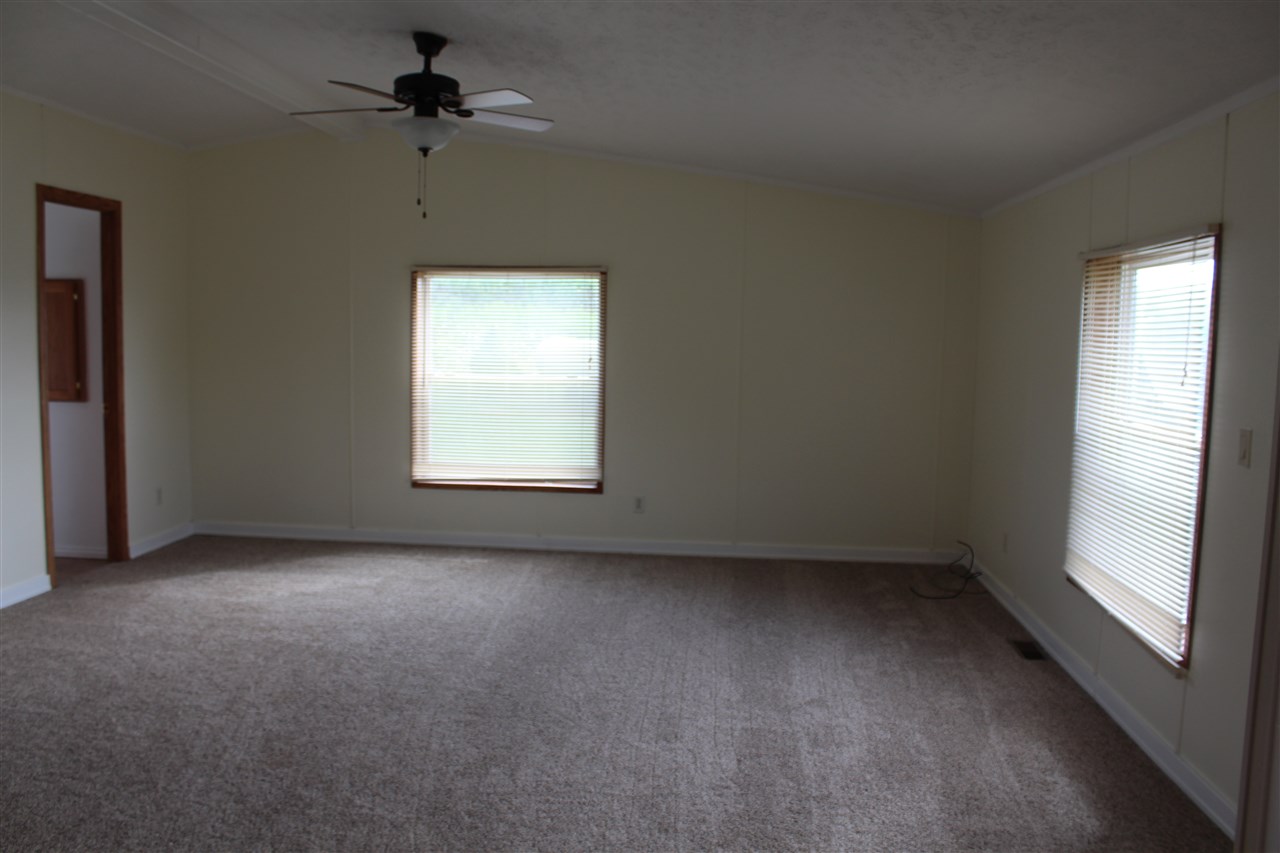 10795 West Remus Road Remus, MI 49340 - Photo 10 of 18 1821890-9.JPG