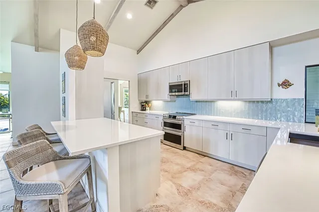$2,294,000 | 4960 Joewood Drive, Sanibel, FL 33957