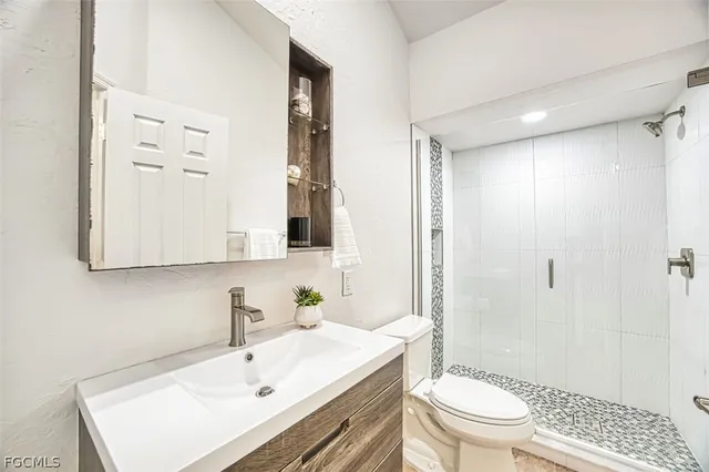 $2,294,000 | 4960 Joewood Drive, Sanibel, FL 33957