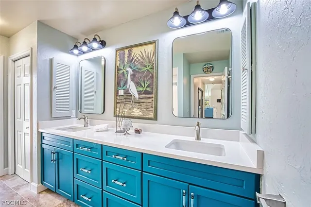 $2,294,000 | 4960 Joewood Drive, Sanibel, FL 33957