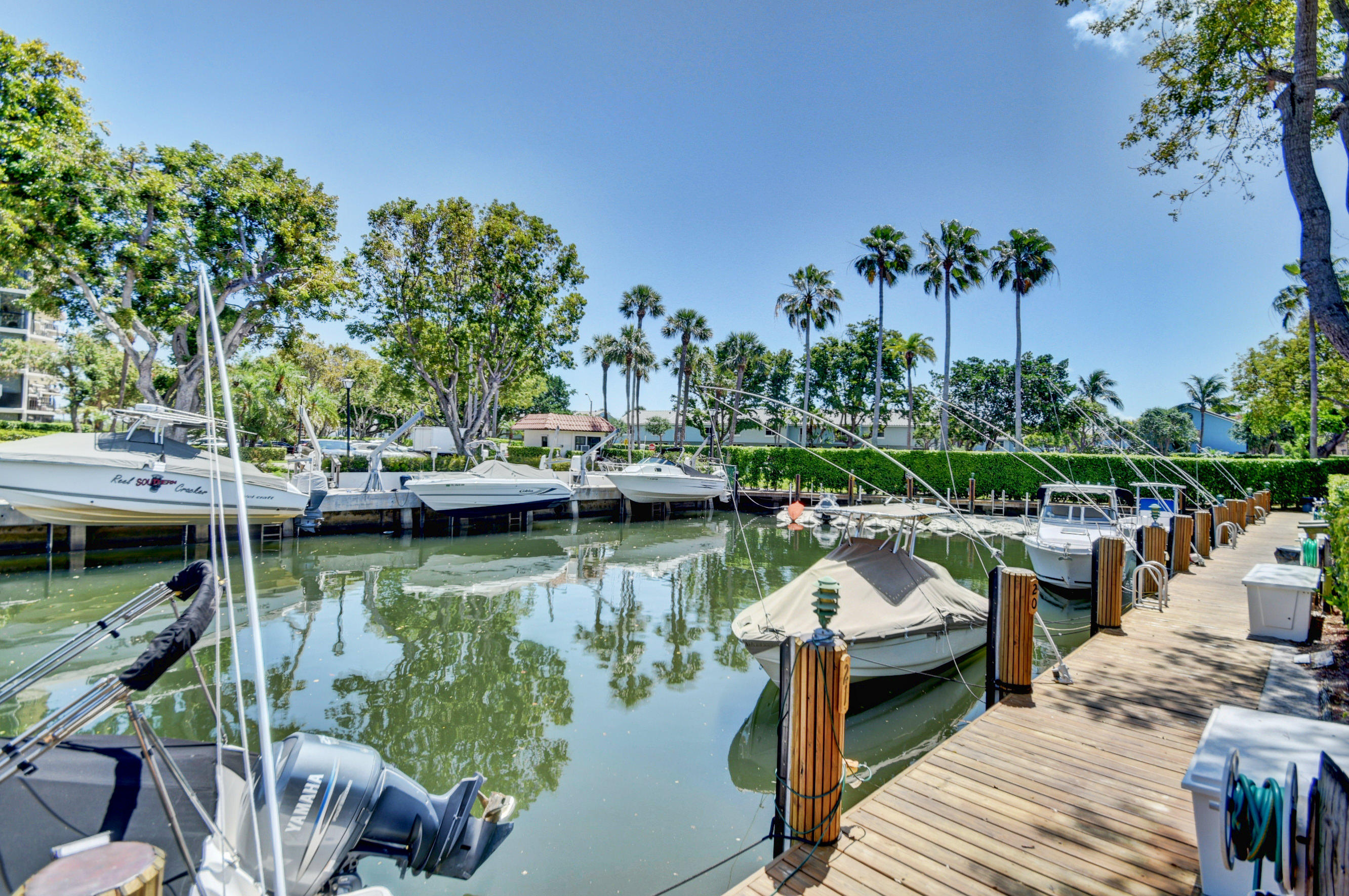 799 Jeffery Street, Unit 3110 Boca Raton, FL 33487 - Photo 2 of 21 DOCKS AVAILABLE
