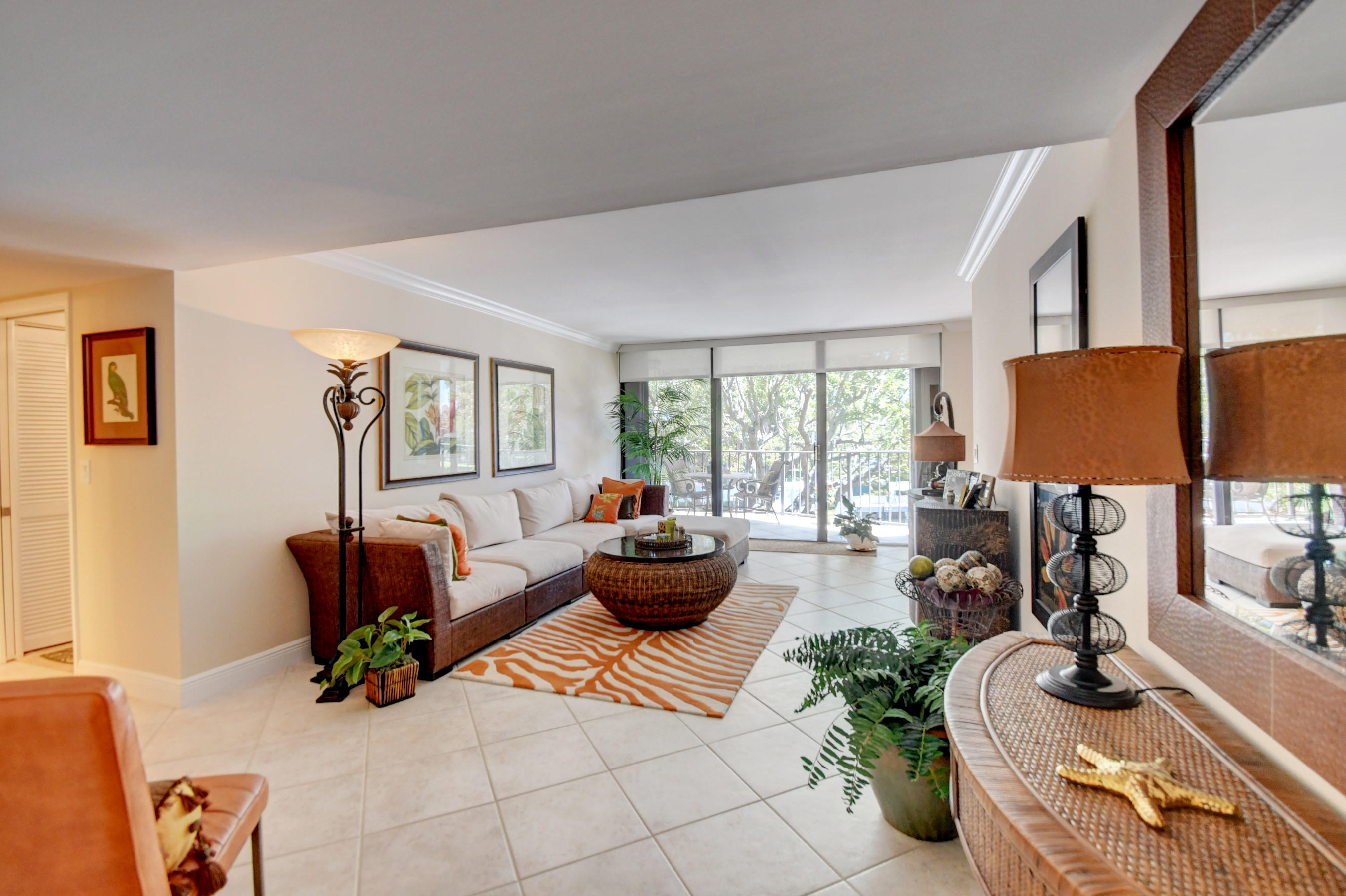 799 Jeffery Street, Unit 3110 Boca Raton, FL 33487 - Photo 4 of 21 LIVING ROOM