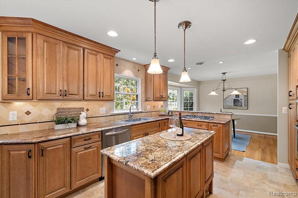 144 Oaklane Drive Rochester Hills, MI 48306 - Photo 21 of 74