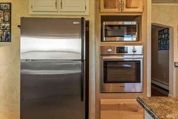 $239,900 | 6064 East 300 North, Union City, IN 47390