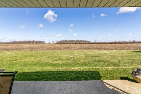 $239,900 | 6064 East 300 North, Union City, IN 47390