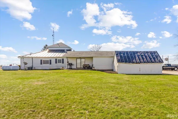 $239,900 | 6064 East 300 North, Union City, IN 47390