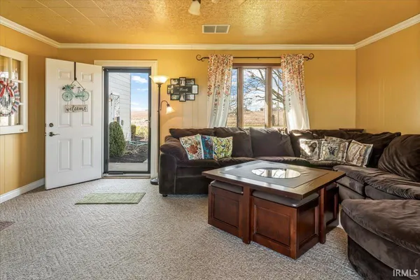 $239,900 | 6064 East 300 North, Union City, IN 47390