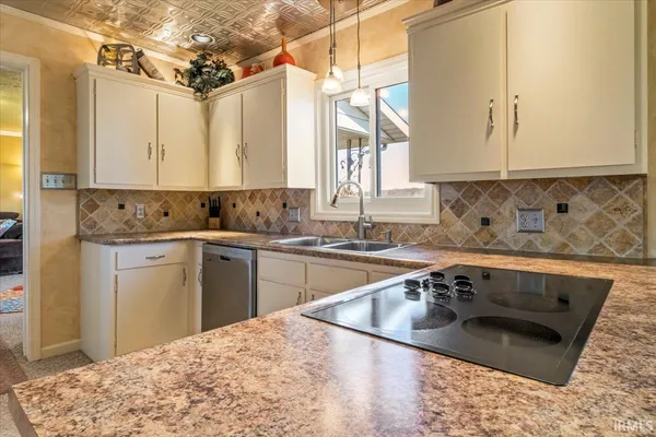 $239,900 | 6064 East 300 North, Union City, IN 47390