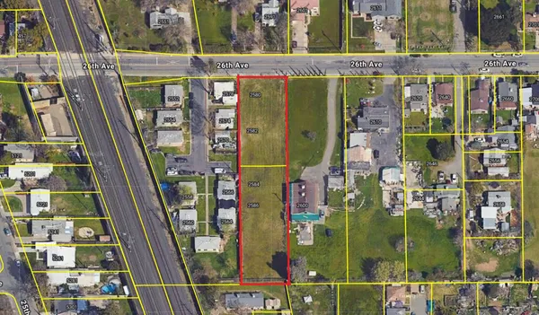 a view of entryway with outdoor