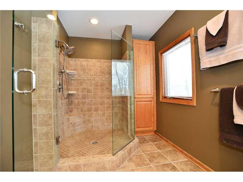 260 Glade Mill Road Valencia, PA 16059 - Photo 15 of 25 Master Bath/Spa.