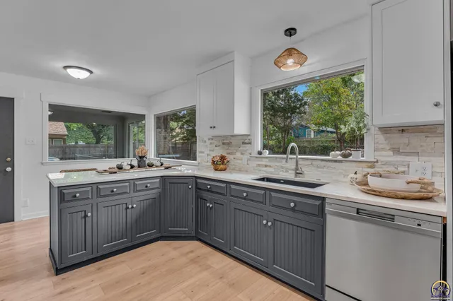 $365,000 | 3636 Southwest Stratford Road, Topeka, KS 66604