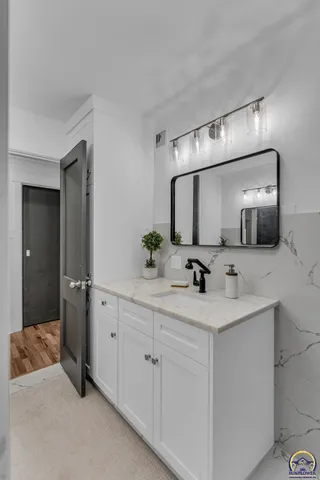 $365,000 | 3636 Southwest Stratford Road, Topeka, KS 66604