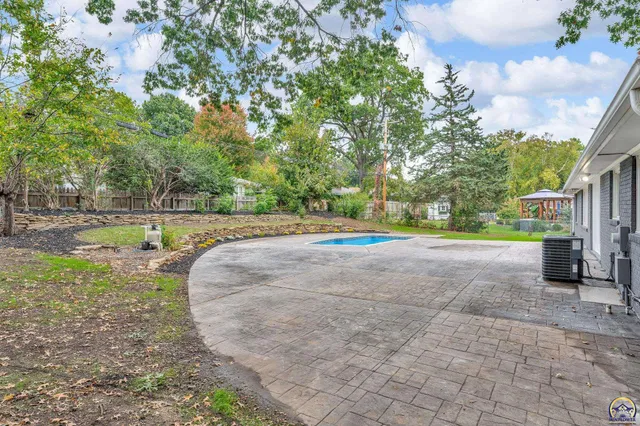 $365,000 | 3636 Southwest Stratford Road, Topeka, KS 66604