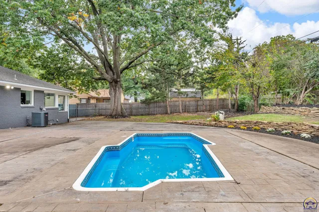 $365,000 | 3636 Southwest Stratford Road, Topeka, KS 66604