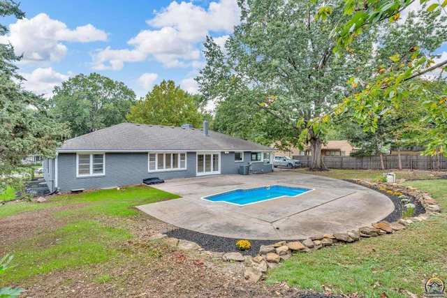 $365,000 | 3636 Southwest Stratford Road, Topeka, KS 66604