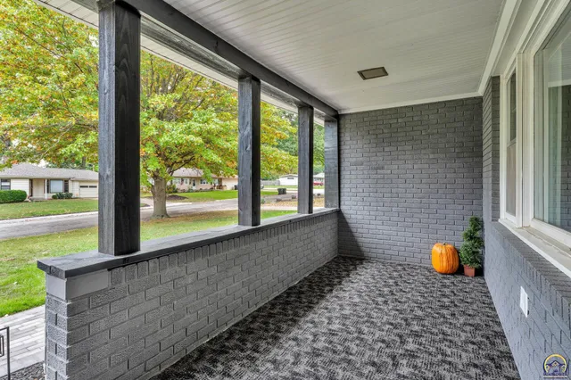 $365,000 | 3636 Southwest Stratford Road, Topeka, KS 66604