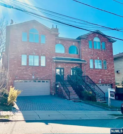 $1,200,000 | 212 7th Street, Unit A, Palisades Park, NJ 07650