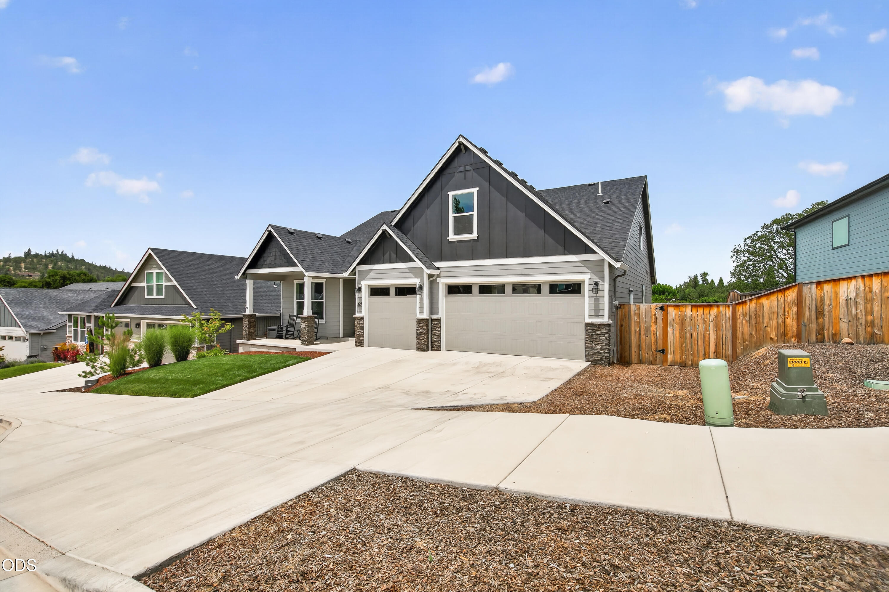 327 Arrowhead Trail Eagle Point, OR 97524 - Photo 33 of 33