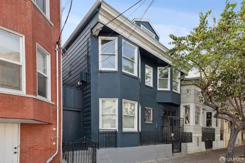 $899,000 | 160 Julian Avenue, Unit 3, San Francisco, CA 94103