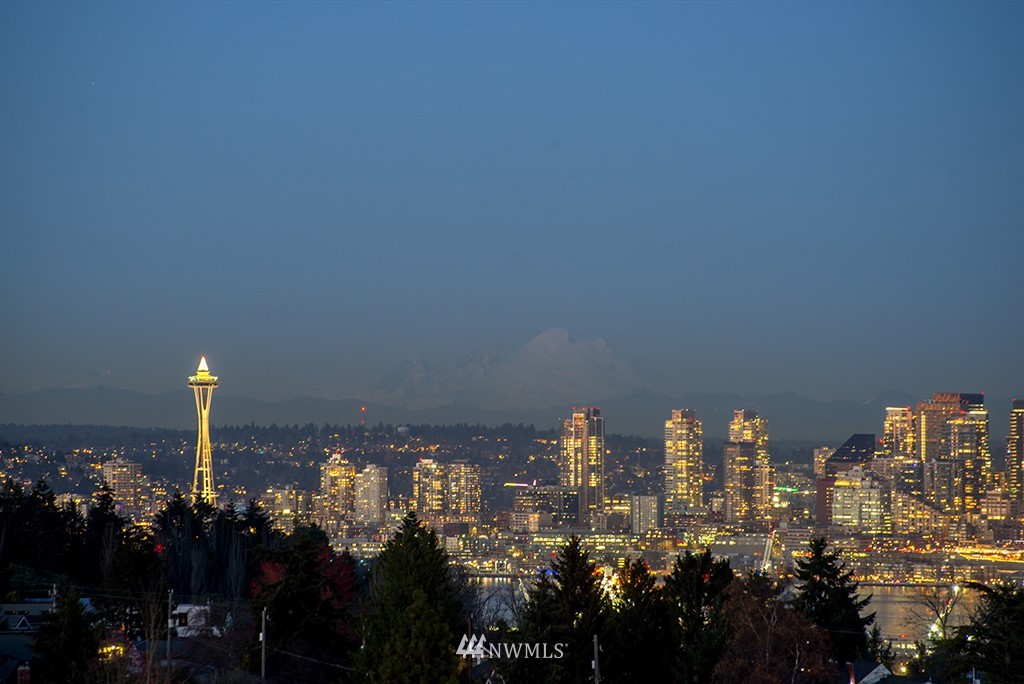 3602 Southwest Holly Street Seattle, WA 98126 - Photo 4 of 40
