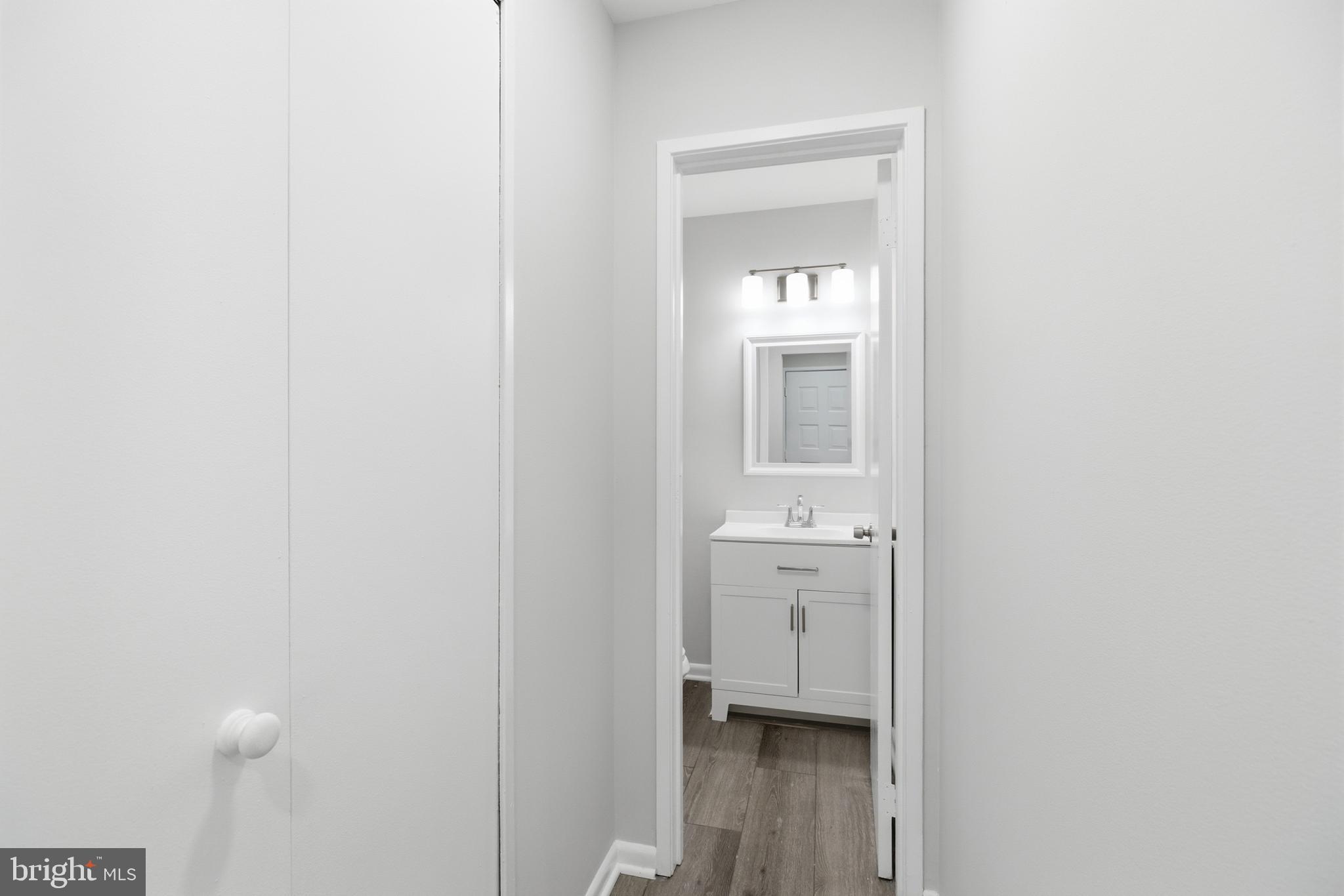 2006 Headlands Circle Reston, VA 20191 - Photo 14 of 30