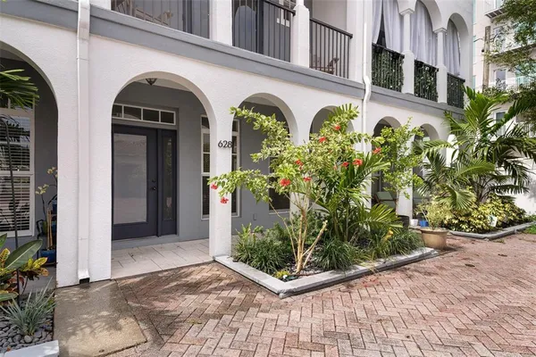 $3,800 | 628 3rd Avenue South, St. Petersburg, FL 33701