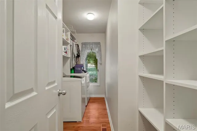 $700,000 | 1925 Wild Horse Creek Road, Wildwood, MO 63038