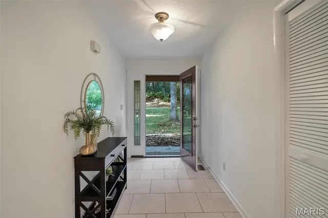 $700,000 | 1925 Wild Horse Creek Road, Wildwood, MO 63038