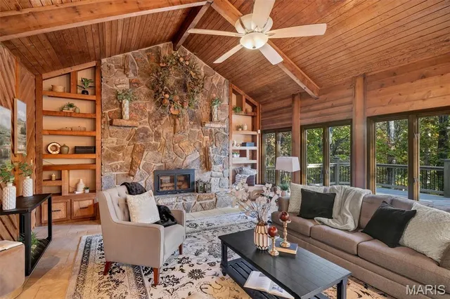 $700,000 | 1925 Wild Horse Creek Road, Wildwood, MO 63038