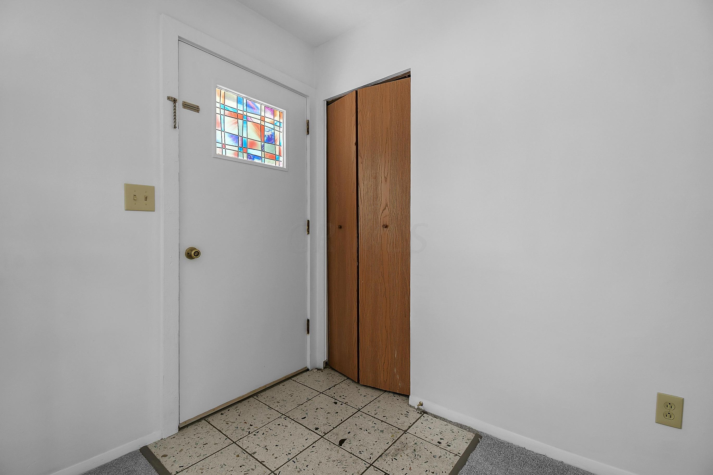 681 South Spring Road Westerville, OH 43081 - Photo 3 of 24 Gallery Image 3