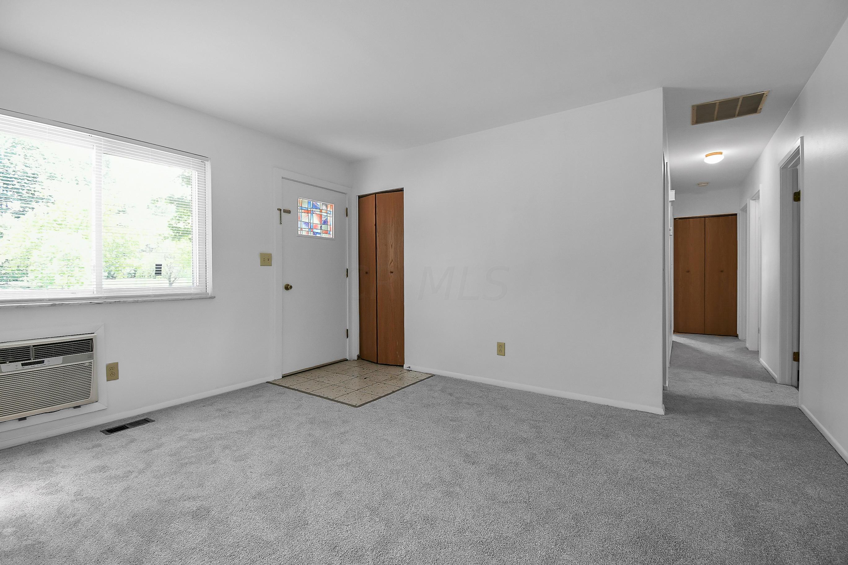 681 South Spring Road Westerville, OH 43081 - Photo 5 of 24 Gallery Image 5