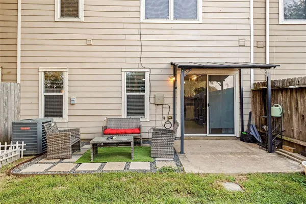 $1,775 | 14522 Durham Chase Lane, Houston, TX 77095