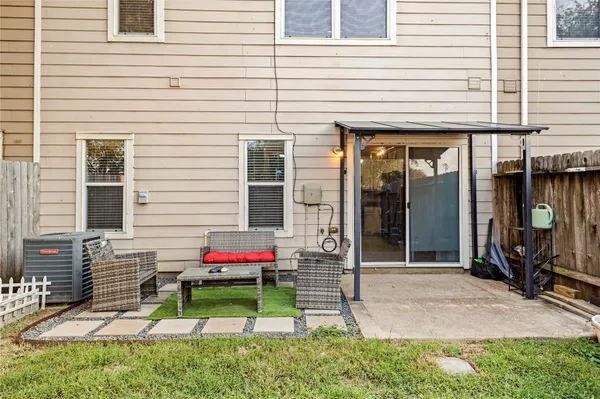 $1,775 | 14522 Durham Chase Lane, Houston, TX 77095