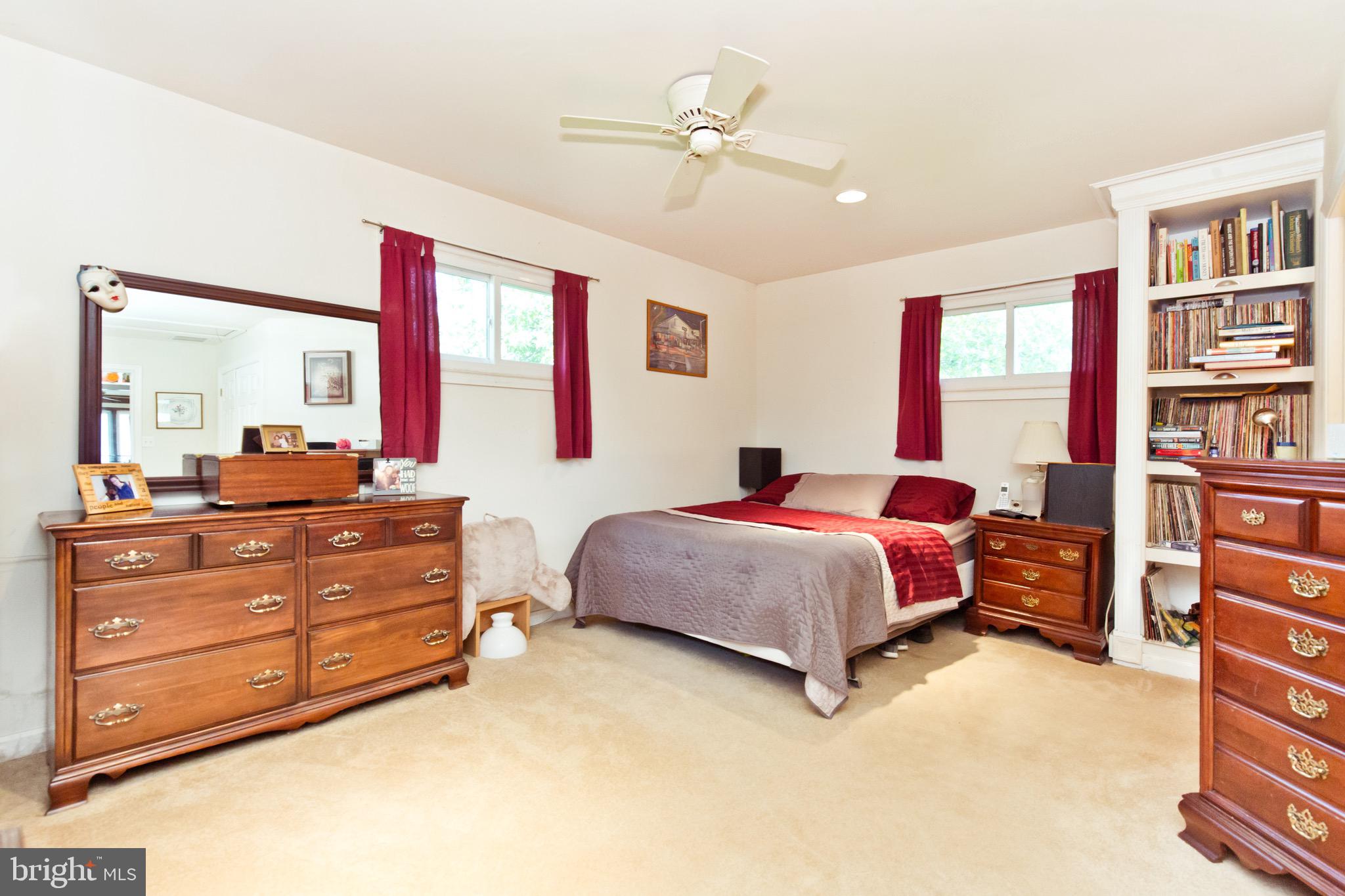 5902 Hanover Avenue Springfield, VA 22150 - Photo 18 of 28 Master Bedroom