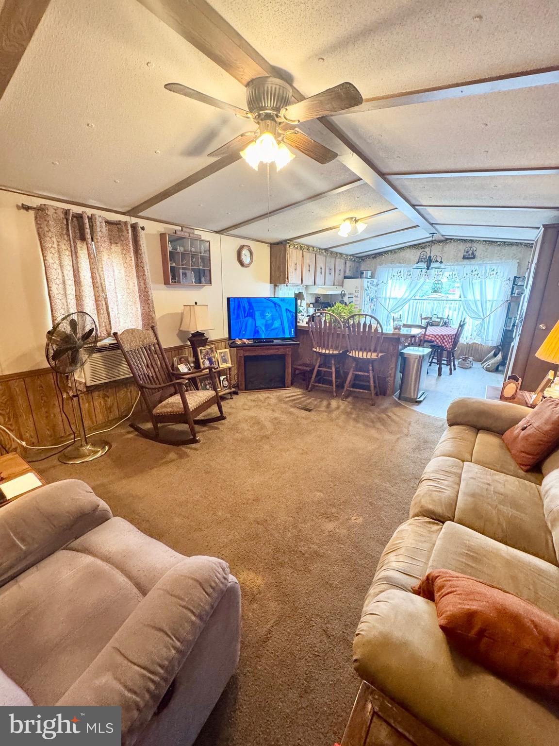 300 Bordic Road Reading, PA 19606 - Photo 4 of 19 Gallery Image 4