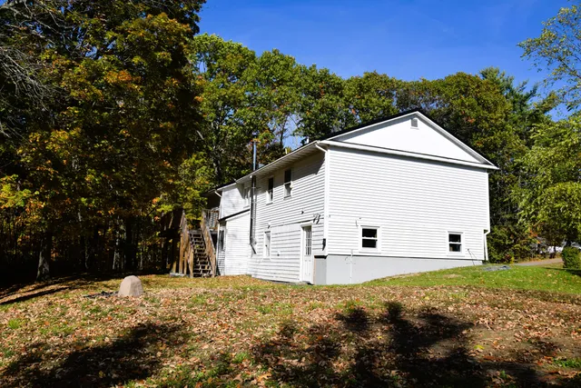 $389,900 | 423 East River Road, Skowhegan, ME 04976