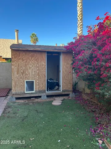 $395,000 | 522 East Topeka Drive, Phoenix, AZ 85024