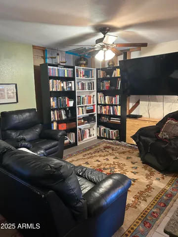 $395,000 | 522 East Topeka Drive, Phoenix, AZ 85024