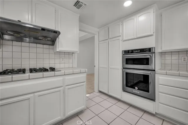 $828,000 | 16024 Hart Street, Van Nuys, CA 91406