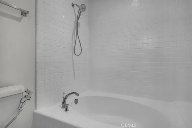 $828,000 | 16024 Hart Street, Van Nuys, CA 91406