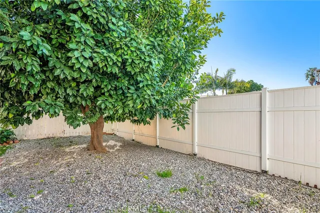 $828,000 | 16024 Hart Street, Van Nuys, CA 91406