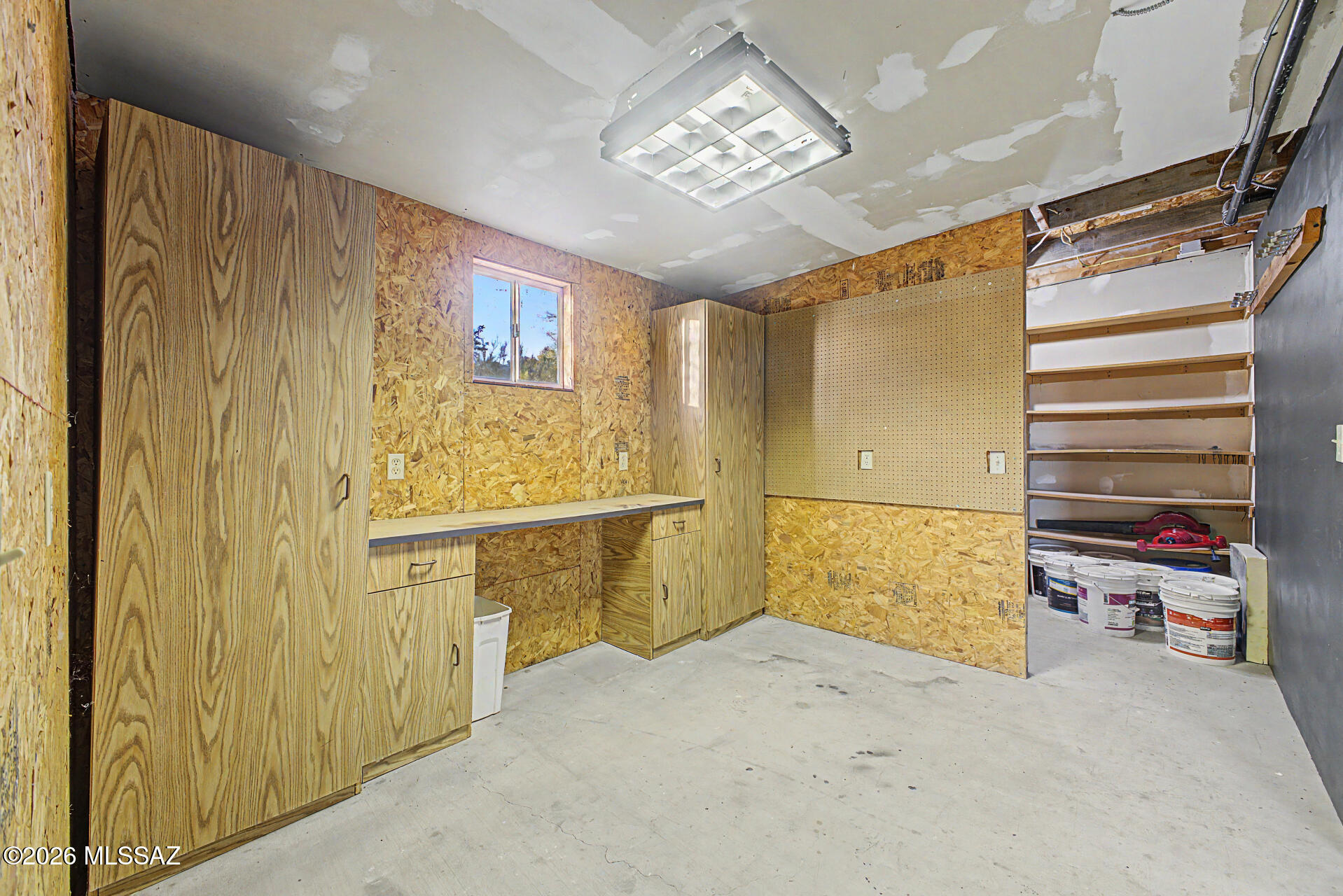 333 East Florence Road Tucson, AZ 85704 - Photo 39 of 49 STOREROOM OFF GARAGE