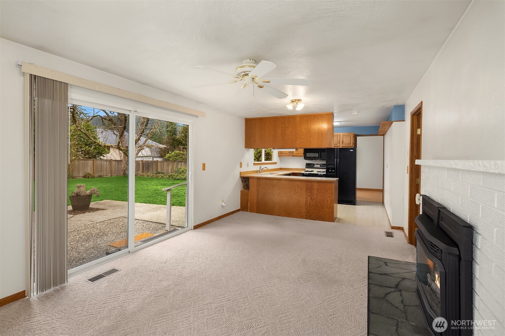 4908 Northeast 24th Street Renton, WA 98059 - Photo 12 of 25 Gallery Image 12