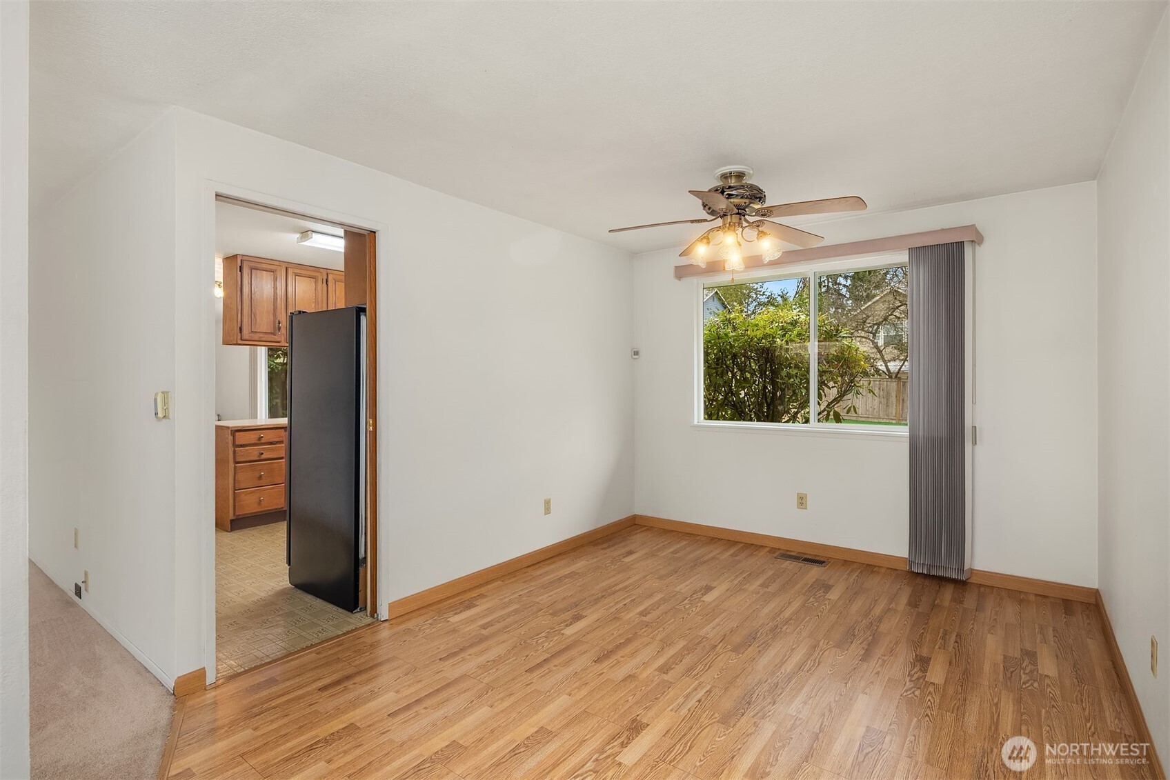 4908 Northeast 24th Street Renton, WA 98059 - Photo 4 of 25 Gallery Image 4