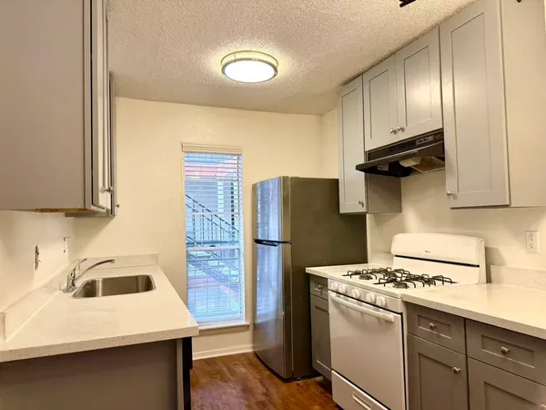 $1,449 | 3121 Speedway, Unit 106, Austin, TX 78705