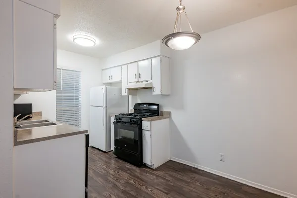 $1,449 | 3121 Speedway, Unit 106, Austin, TX 78705