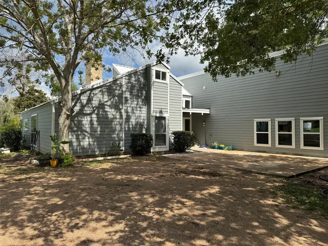 $539,000 | 1203 Half Moon Drive, Wharton, TX 77488