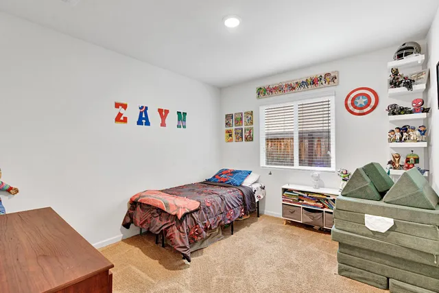 $378,000 | 913 Harriett Avenue, Sanger, CA 93657