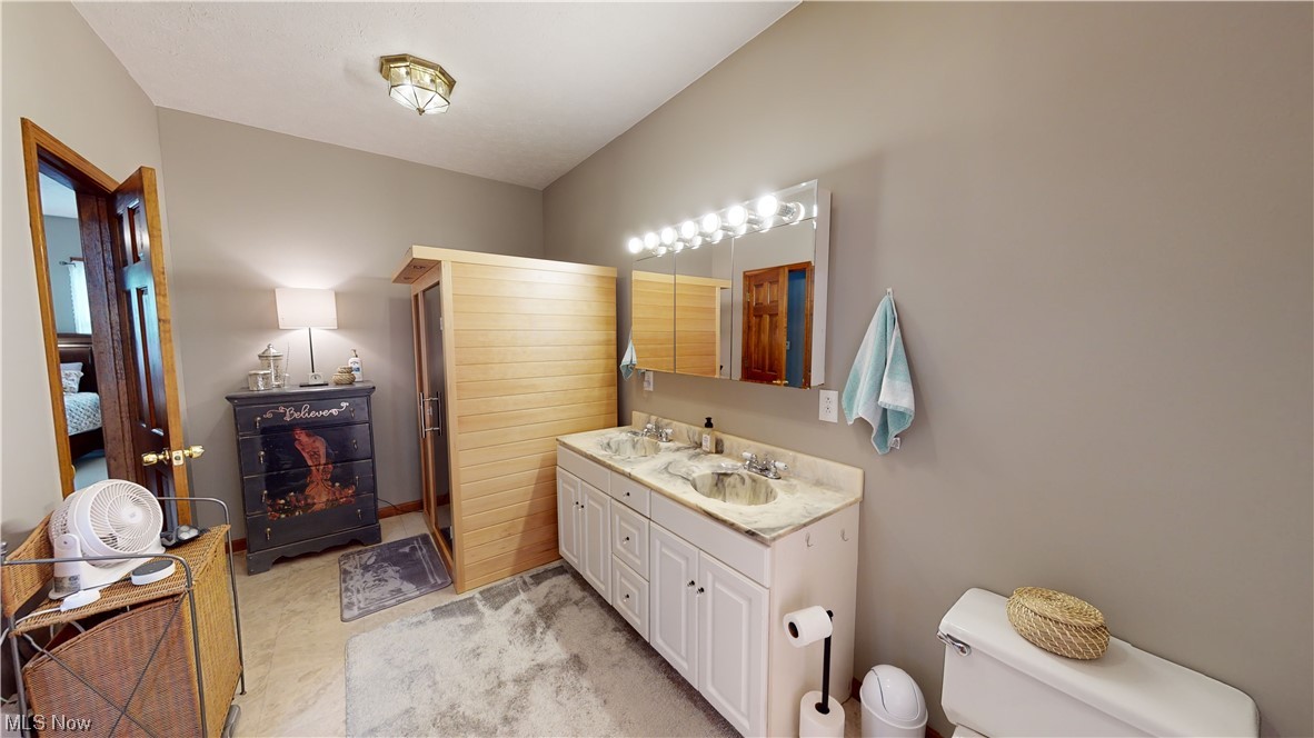 17555 Burrows Road Thompson, OH 44086 - Photo 23 of 35